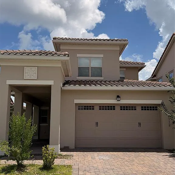 8112 Mabury Ln — Photo 1