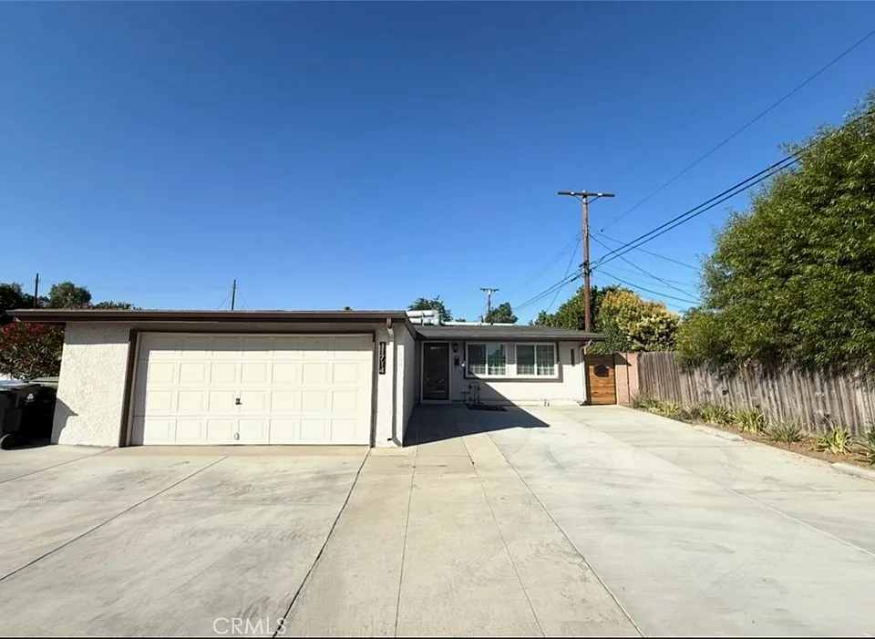 11714 Sproule Ave