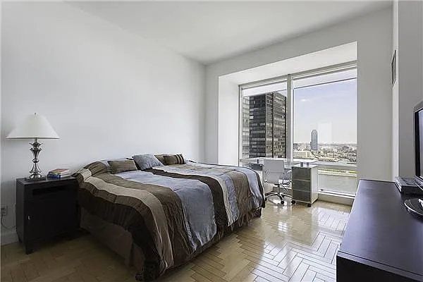 Rented by Engel & Völkers New York City | media 25