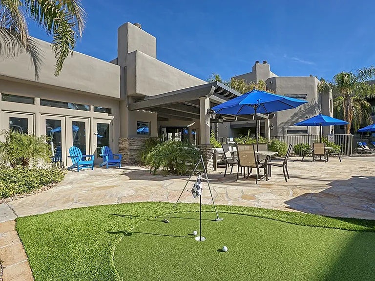 Scottsdale Horizon Apartments — Photo 13
