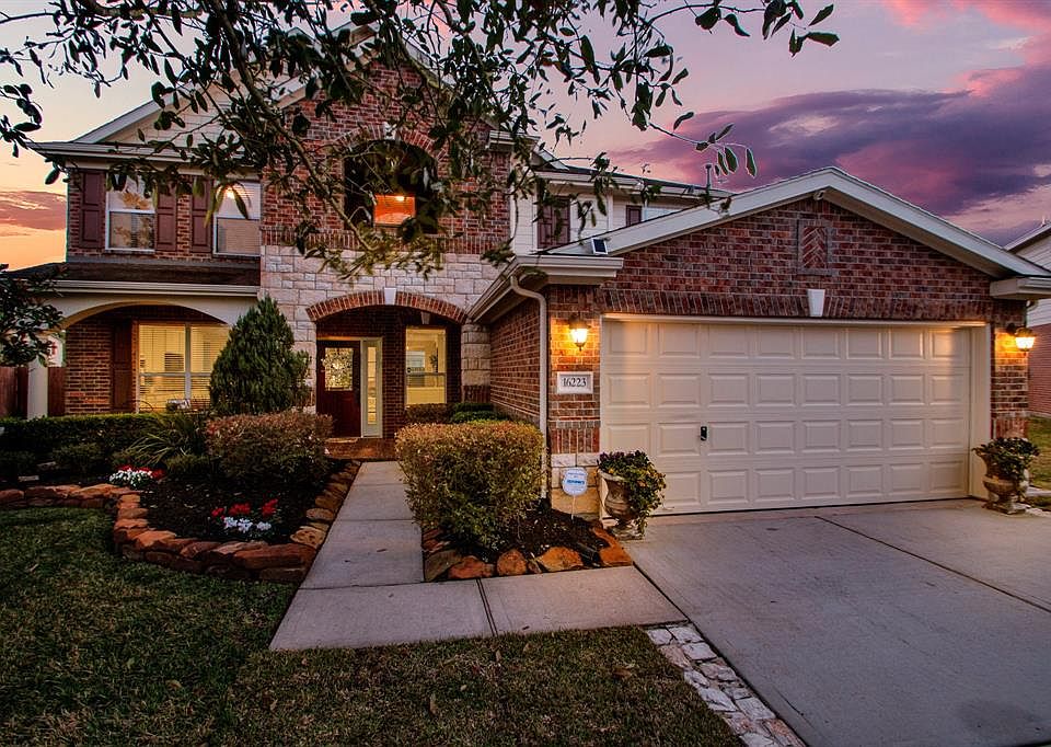 1st image of 16223 Range Valley Ln