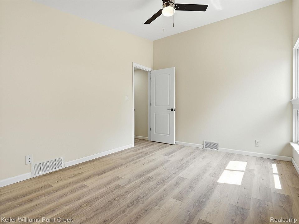 711 Jamaica Dr, photo 26