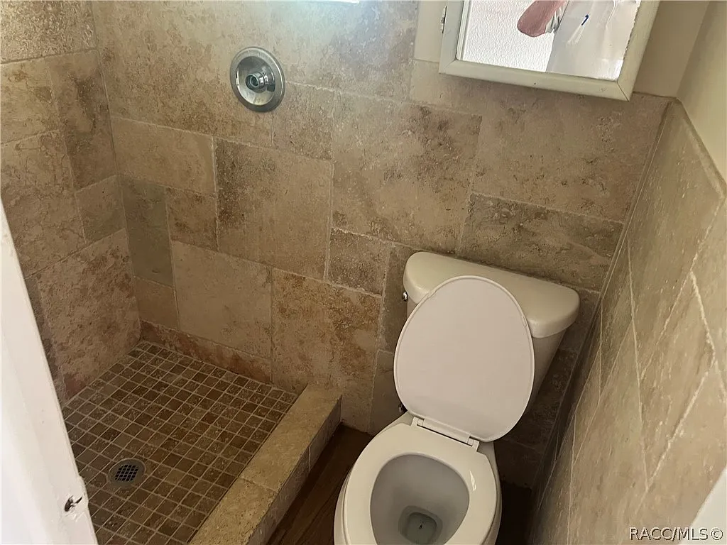 3 bed, 1.5 bath, $1,500 — Photo 4