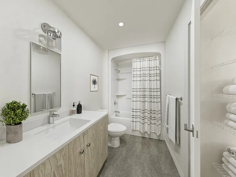 909 Grosvenor Ave #102 — Photo 6