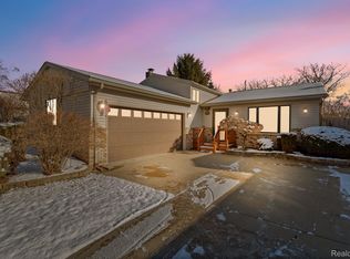 39448 Camp St, Harrison Township, MI