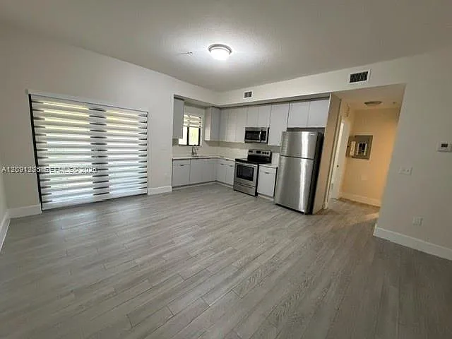 751 NW 1st St — Photo 4