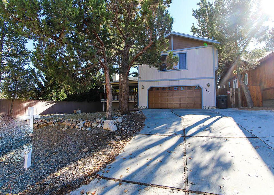1st image of 1253 Panorama Dr