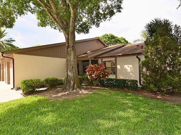 2nd image of 313 Oak Hill Way #27