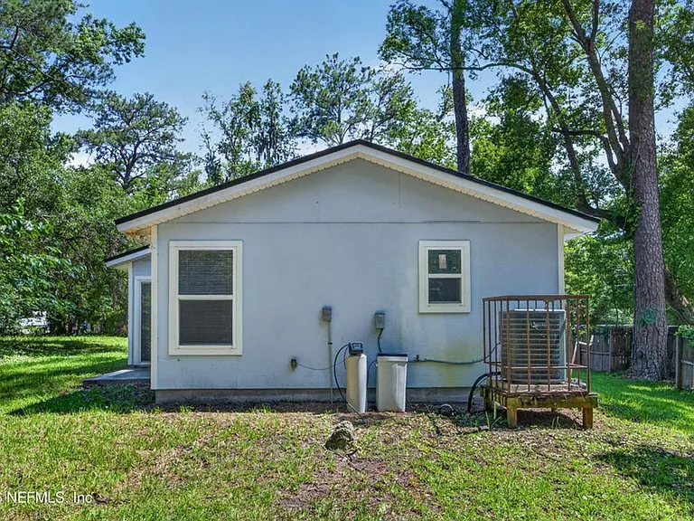 3029 Bessent Rd — Photo 18