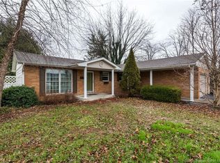 684 Wanda St, Scottsburg, IN