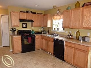 4th image of 42170 Milton Dr #61