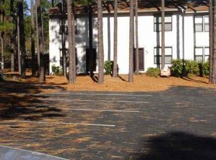 135-7 Murray Hill Rd, Southern Pines, NC 28387