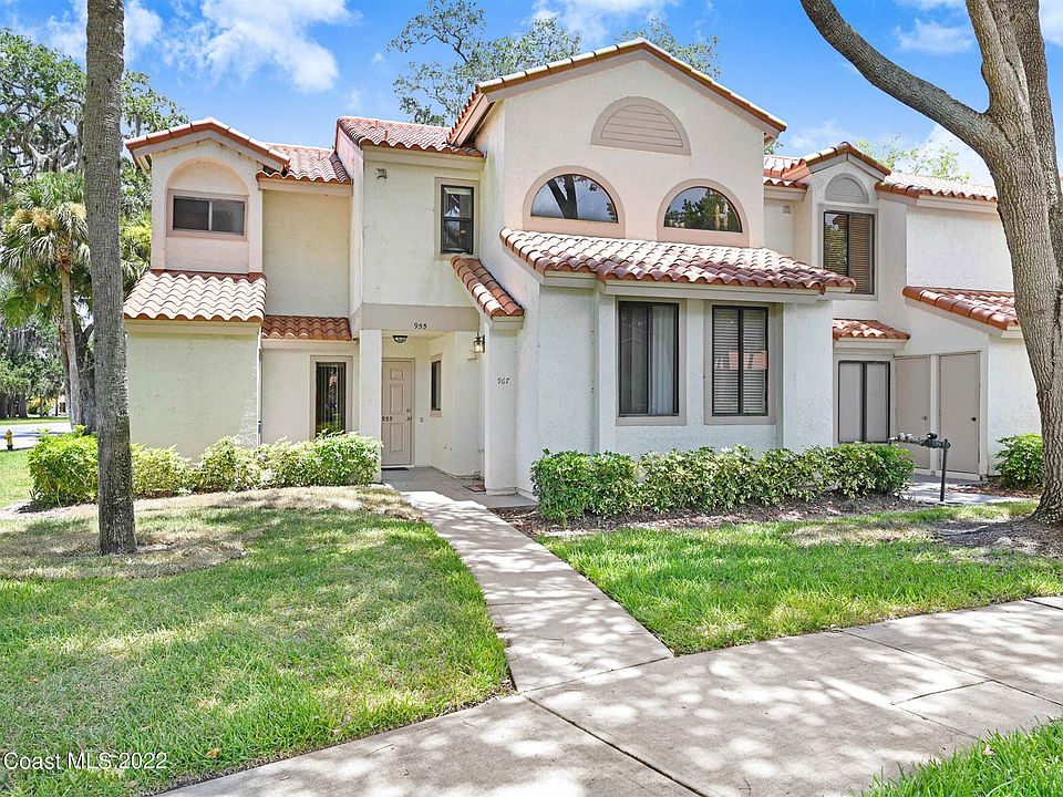 1st image of 967 Country Club Dr #121