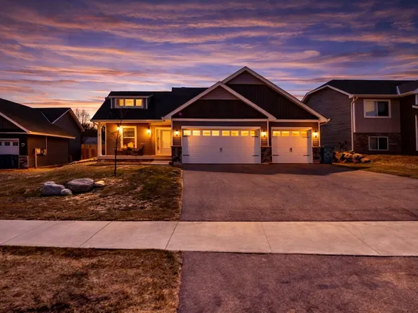 1221 Balsam Ln, Watertown, MN 55388