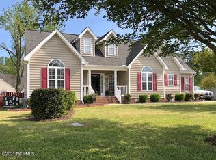 798 Ashley Meadows Dr, Winterville, NC 28590