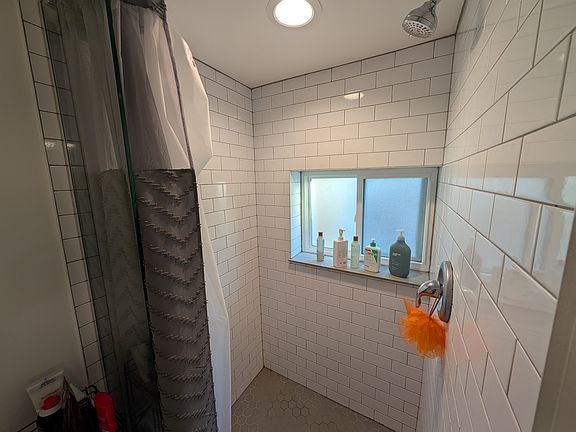 Shower renovated 1 year ago