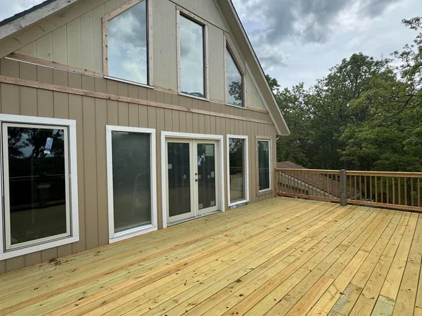 30342 Sassafras Dr, Warsaw, MO 65355