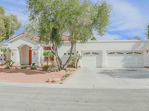4th image of 3736 Justin Springs Cir