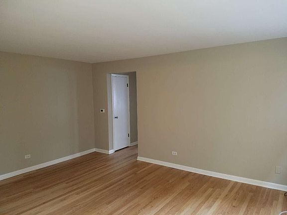 4th image of 5516 W Higgins Ave APT 1