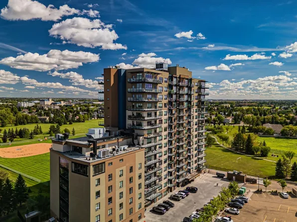 2755 109th St NW #404, Edmonton, AB T6J 5S4