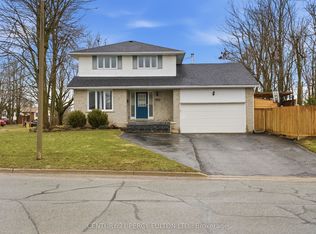 1853 Mapleridge Dr, Peterborough, ON K9K 1R1