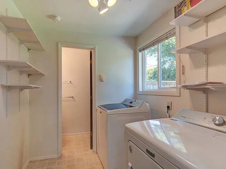 3425 Arrowhead St — Photo 10
