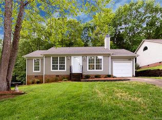 9523 Huntsham Rd, Charlotte, NC 28227