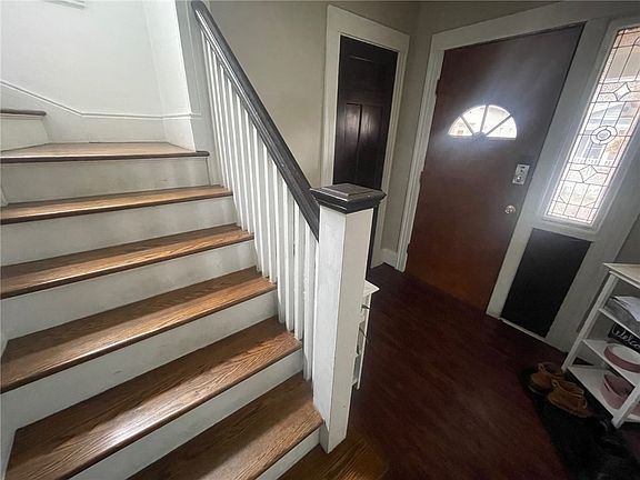 2nd image of 4.5 Donlon St