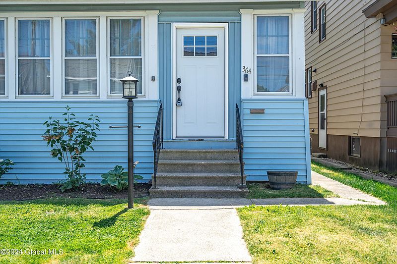 2nd image of 364 Leedale Street