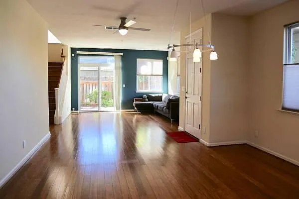 530 Sandlewood St — Photo 5