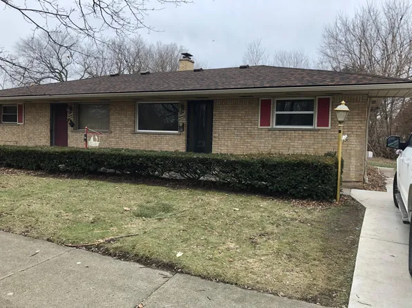 820 Frank Ave, Lincoln Park, MI 48146