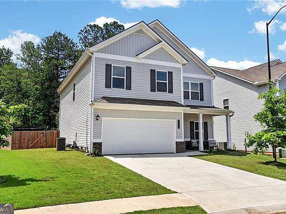 2nd image of 229 Sycamore Dr