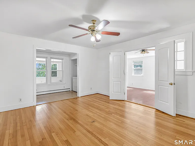 170 Huntington Tpke — Photo 3