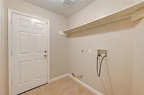 5349 Pinewood Ter — Photo 29