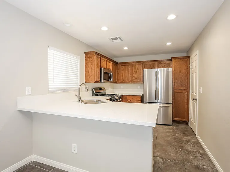 9453 Milkweed Canyon Ave — Photo 8