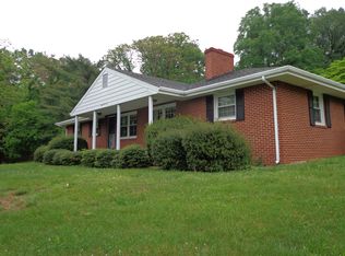 5305 Old Mountain Rd, Roanoke, VA 24019