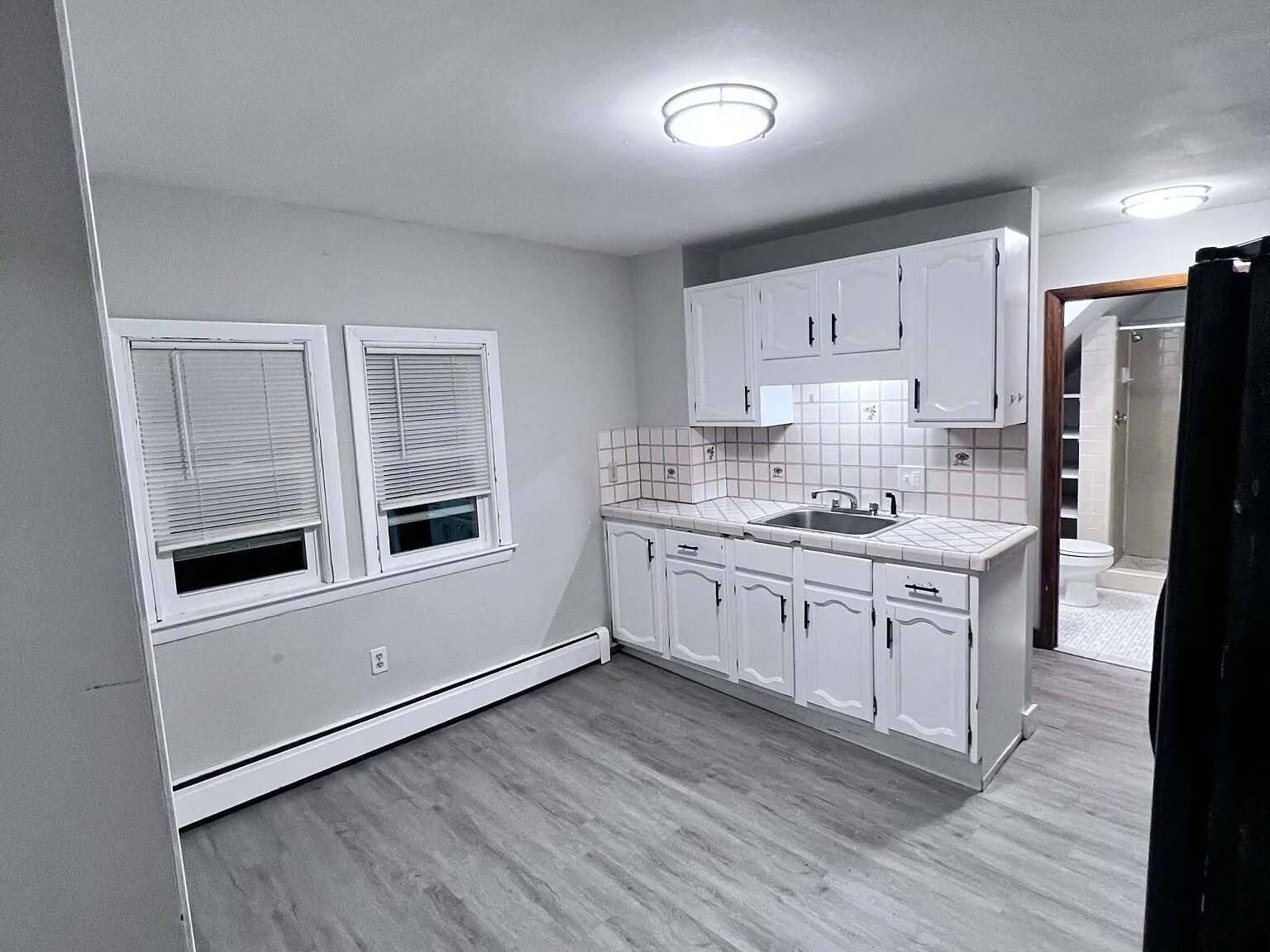 2 bed, 750 sqft, $2,150 — Photo 3