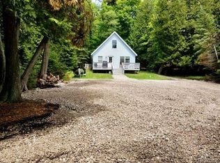 1436 W Pines Trl, Pointe Aux Pins, MI 49775