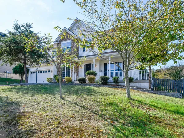 1007 Great Oaks Ln, Fredericksburg, VA 22401