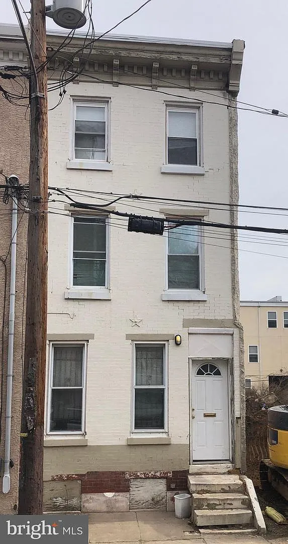 1 bed, 800 sqft, $1,100 — Photo 1