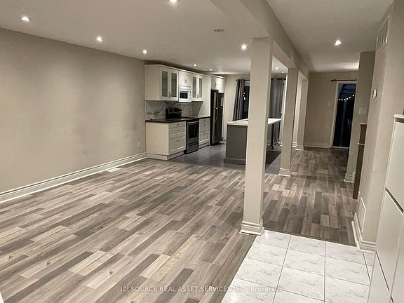 3rd image of 45 Raleigh Cres