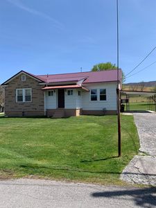 142 Wilson St, Narrows, VA, 24124
