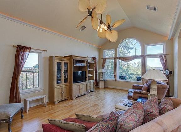 5th image of 120 La Plata Ct