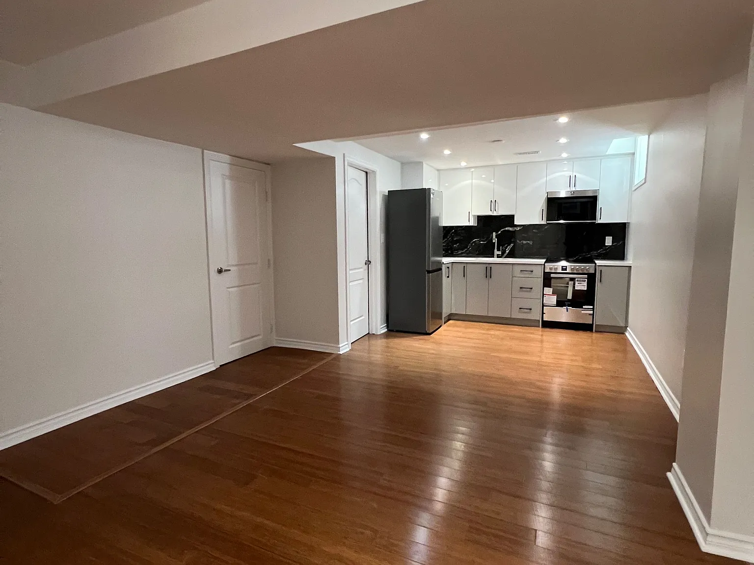 1 bed, $1,680 — Photo 3