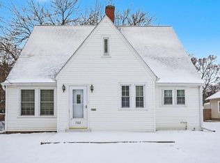 703 Wilson Ave, Sturgis, MI 49091