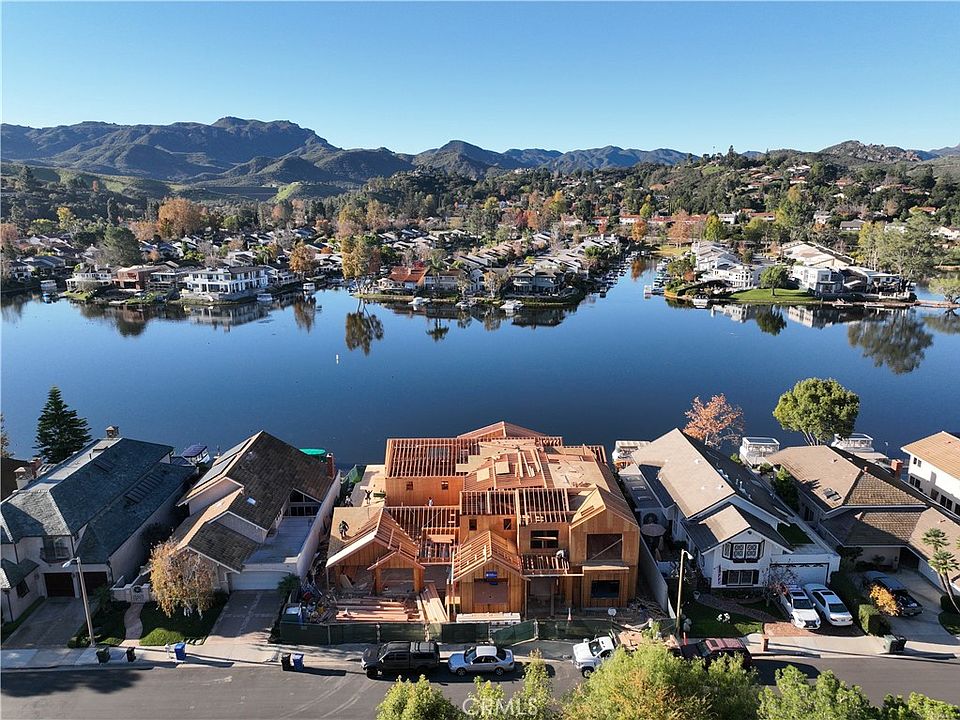 1st image of 2546 Oakshore Dr