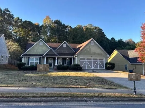 453 Castle Top Ln, Lawrenceville, GA 30045