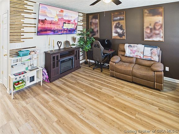 2nd image of 117 Spring Street