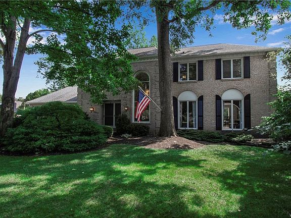 2nd image of 51 Birchwood Dr