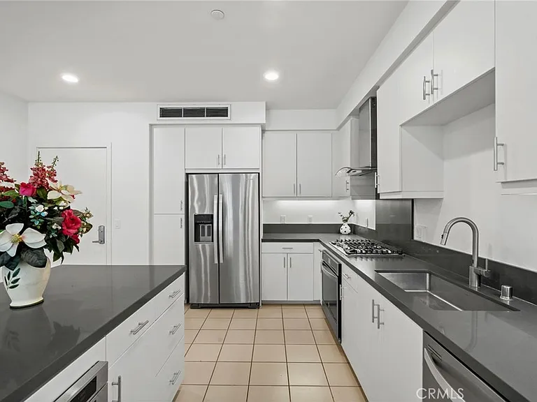 1218 Nolita — Photo 11